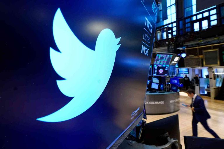 Twitter is removing photos of people who haven’t given their permission to be posted on its platform